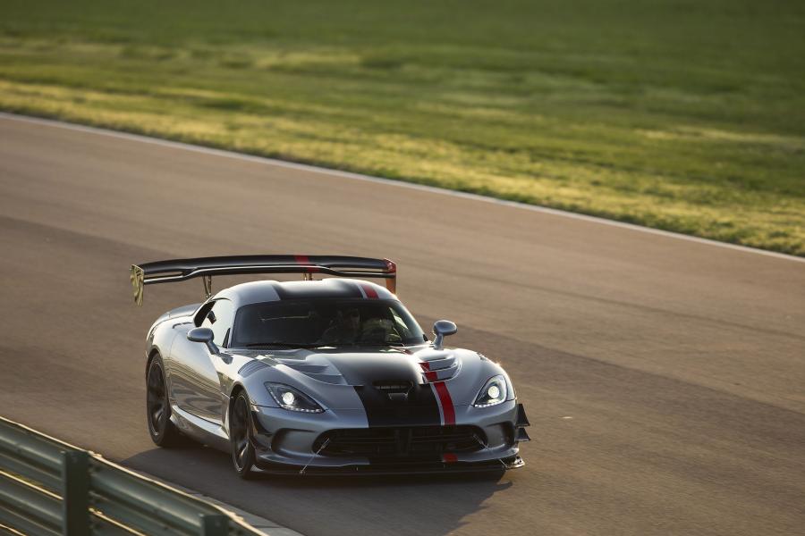  Dodge Viper ACR (VX) 2015 года  (фото 20 из 91)